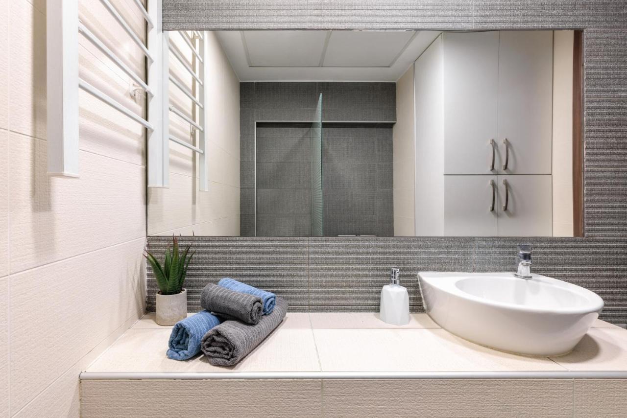 Aristotle Spot, City View Apartment By Binobi! Солун Екстериор снимка
