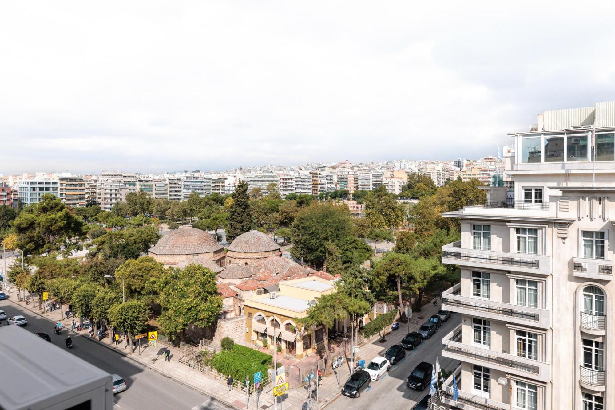 Aristotle Spot, City View Apartment By Binobi! Солун Екстериор снимка